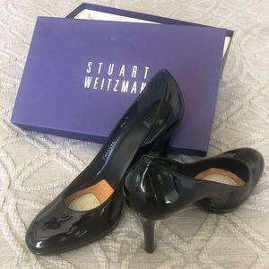Stuart Weitzman Black Platswoon Pumps